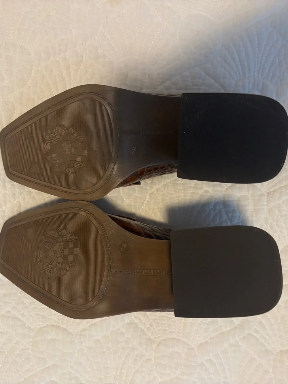 VINCE CAMUTO Segellis Stacked Heel Loafers